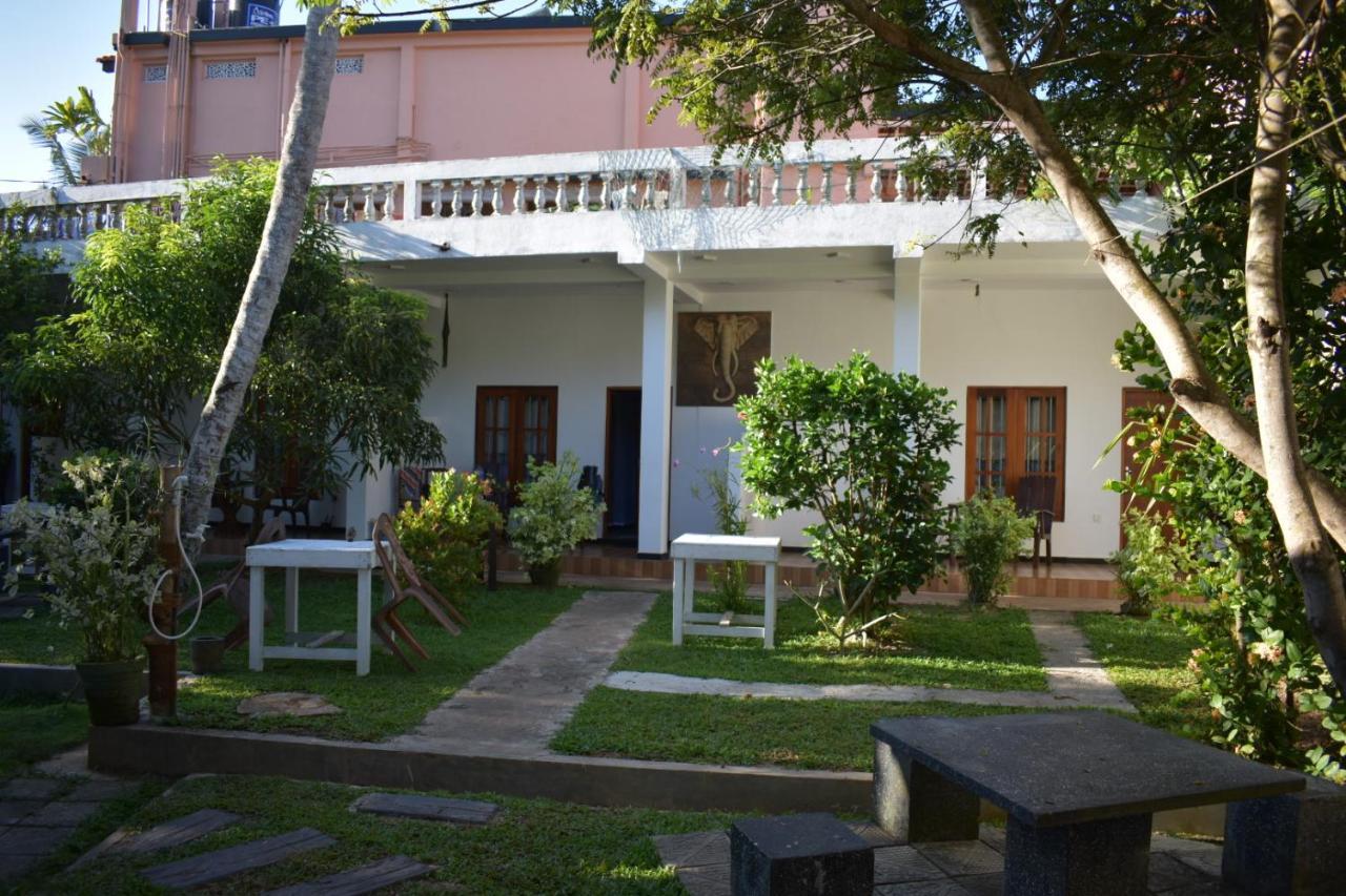 Aroma Guest House ميريسا المظهر الخارجي الصورة